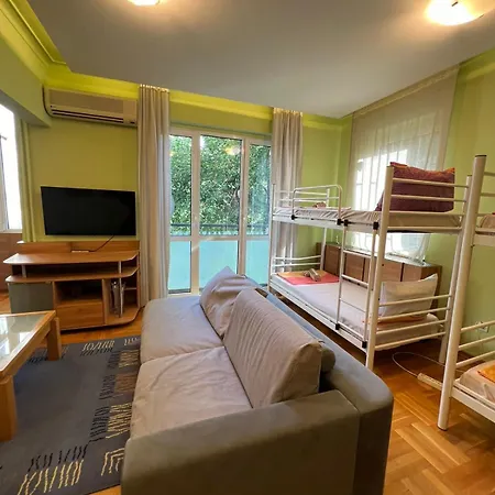 Mumbai Spacious 150 Sq M 2bdr Near Vitosha Blvd And Ndk