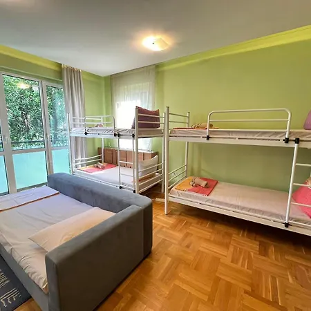 Apartamento Mumbai Spacious 2bdr Near Vitosha Blvd And Ndk *