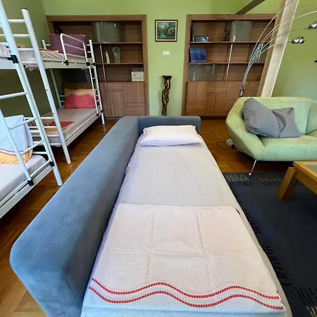 Mumbai Spacious 150 Sq M 2bdr Near Vitosha Blvd And Ndk Sofia