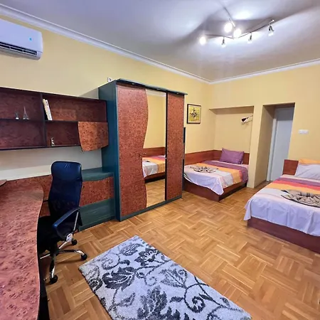 Mumbai Spacious 150 Sq M 2bdr Near Vitosha Blvd And Ndk