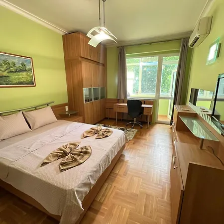 Daire Mumbai Spacious 150 Sq M 2bdr Near Vitosha Blvd And Ndk Sofya