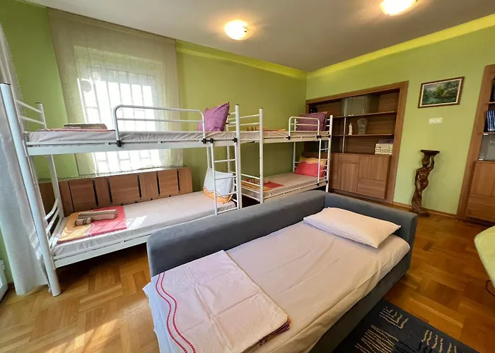 Apartment Mumbai Spacious 150 Sq M 2bdr Near Vitosha Blvd And Ndk Sofia