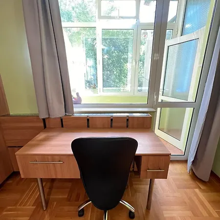 Mumbai Spacious 150 Sq M 2bdr Near Vitosha Blvd And Ndk Lägenhet