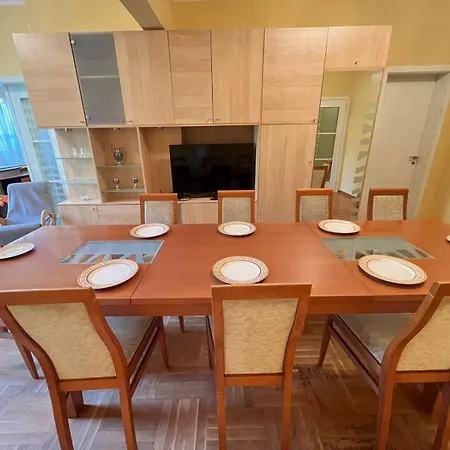 Lägenhet Mumbai Spacious 150 Sq M 2bdr Near Vitosha Blvd And Ndk